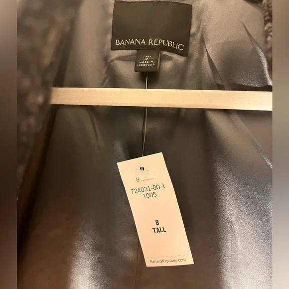 Banana Republic Charcoal Blazer - Picture 3 of 8